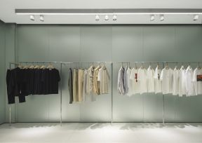 北京现代服装店背景墙装修设计图片欣赏