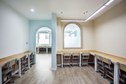 深圳现代风格幼儿园教室桌椅装修图片