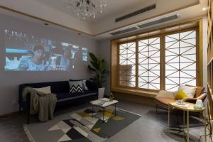 瑞安装修公司分享现代原木风,沙发墙做投影墙,也挺漂亮!