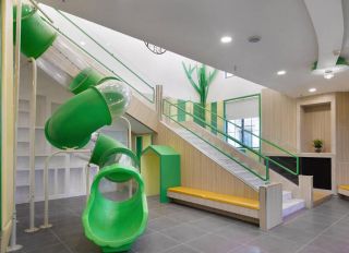 重庆现代风格学校楼梯设计装修图片