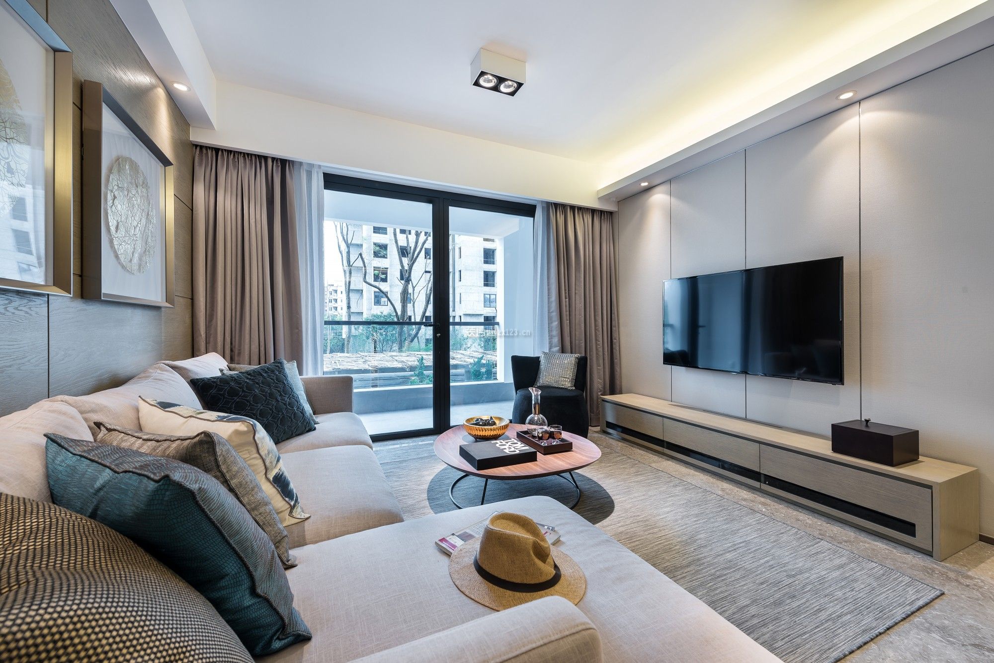 绿地468现代轻奢98平米装修案例