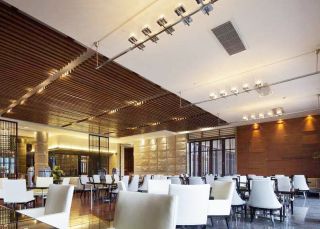 2023广州高端餐饮会所大厅装修设计图片