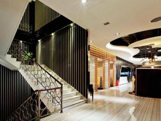 广州现代风格大型餐饮店铺装修设计图
