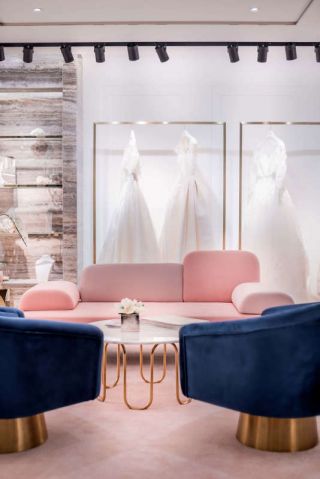 上海婚纱店接待区沙发装修设计图片2023