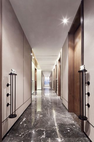 2023南宁高档餐厅室内走廊设计效果图