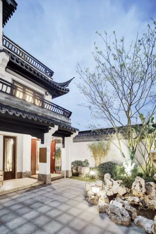 武汉新中式两层别墅庭院装修设计图片