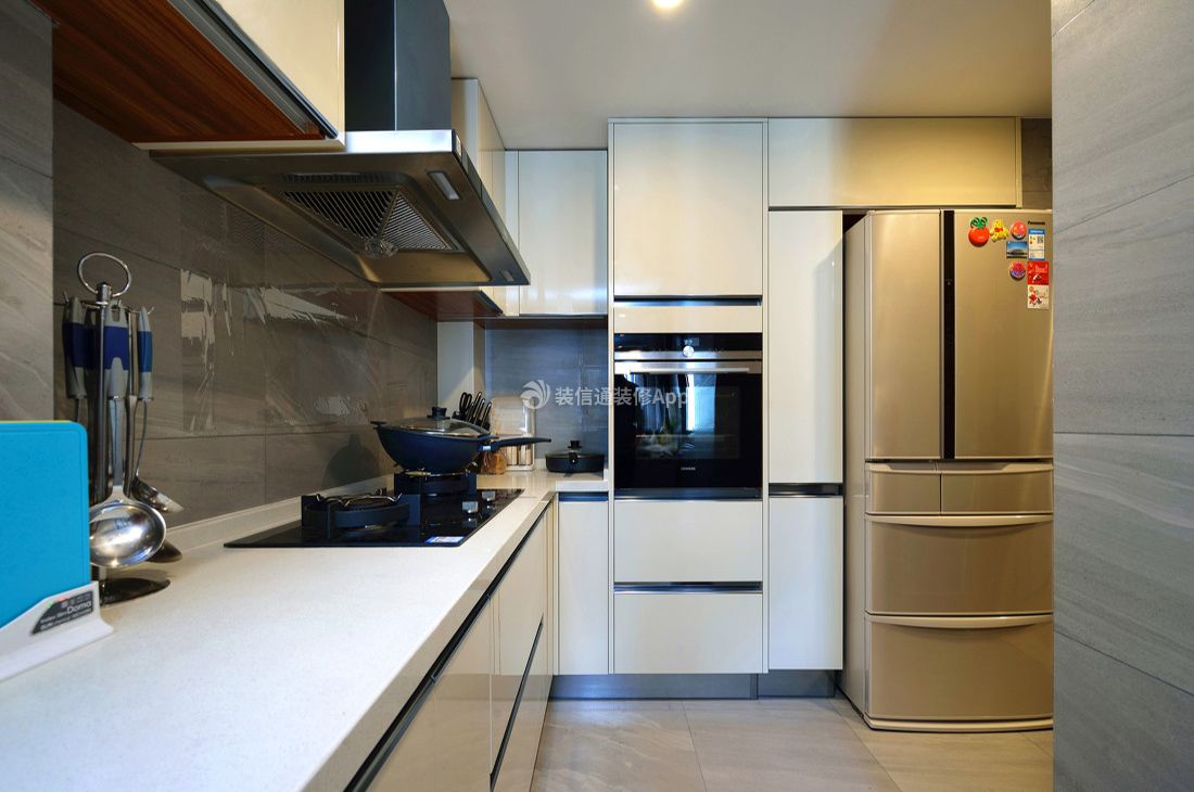 昆明大户型装修现代风格厨房设计效果图片