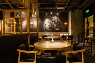 2023武汉怀旧餐厅店面装修设计图