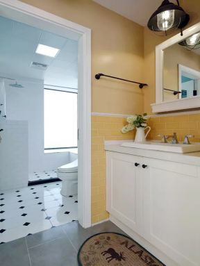 美式卫生间装修风格 美式卫生间装修设计美式卫生间装饰效果图 