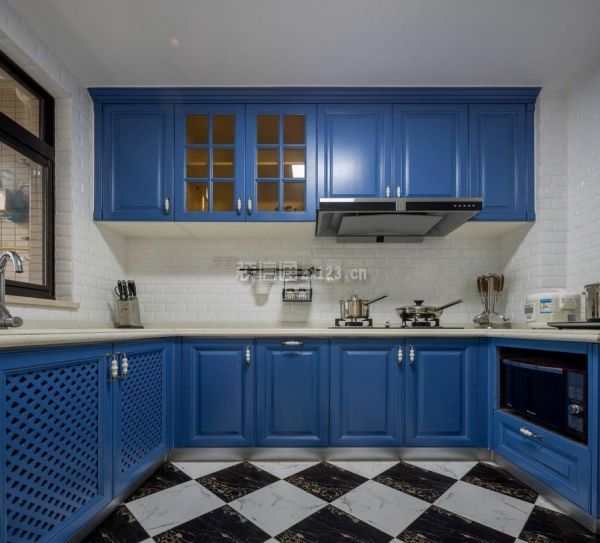 好了今天小编介绍的厨房橱柜颜色搭配的内容就到这里了,如果想要了解