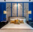 新中式风格家庭卧室床头设计装修效果图