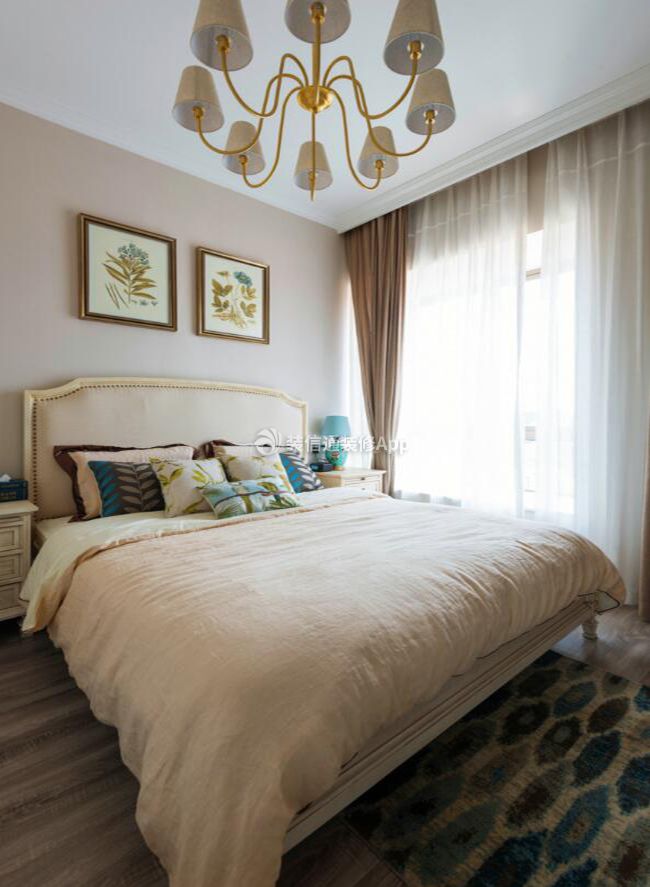 132平美式新房卧室窗帘装饰效果图