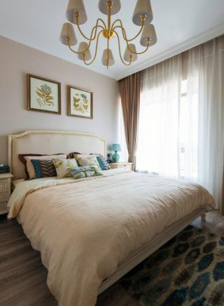 132平美式新房卧室窗帘装饰效果图