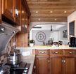 美式风格厨房实木吊顶装修设计效果图