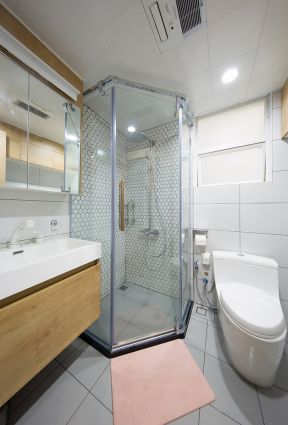 卫生间淋浴房效果图片 卫生间淋浴房隔断