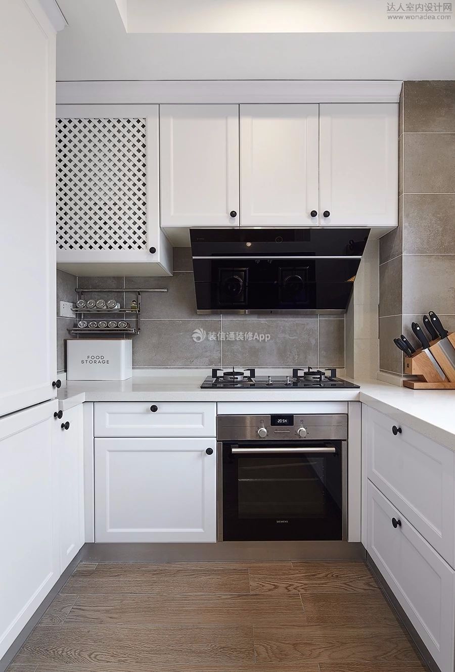 90平三居室厨房橱柜装修设计图片