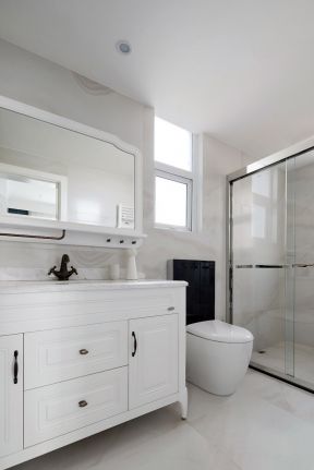 欧式风格四居室卫生间浴室柜装修效果图片