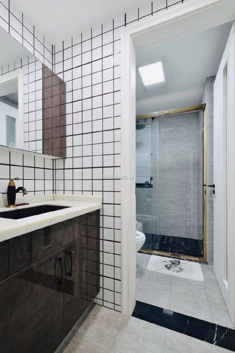美式卫生间装饰效果图 美式卫生间瓷砖