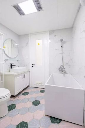 卫生间浴缸设计 卫生间浴缸设计图片 卫生间设计装修
