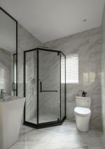 卫生间淋浴房瓷砖装修效果图片