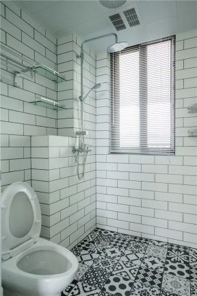 简约风格小型卫生间瓷砖装修效果图片