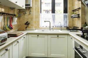 厨房收纳小妙招，助你打造一个宽敞、有条不紊的厨房空间！