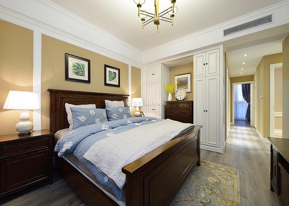 美式新房卧室床头背景墙装修效果图片