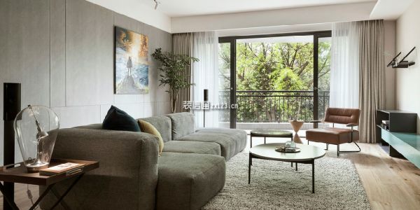 融创·云湖十里现代风格115平米三居室装修效果图案例