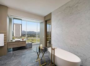 大平层房子卫浴间装修设计效果图片