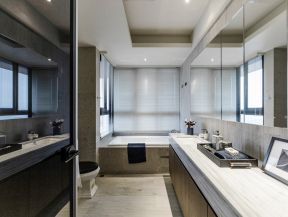 大平层房子卫生间浴缸装修效果图欣赏