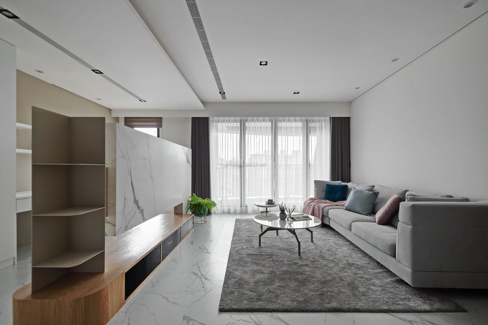 拉萨圣地财富广场法式风格119平米设计方案 客厅电视墙装潢效果图_装