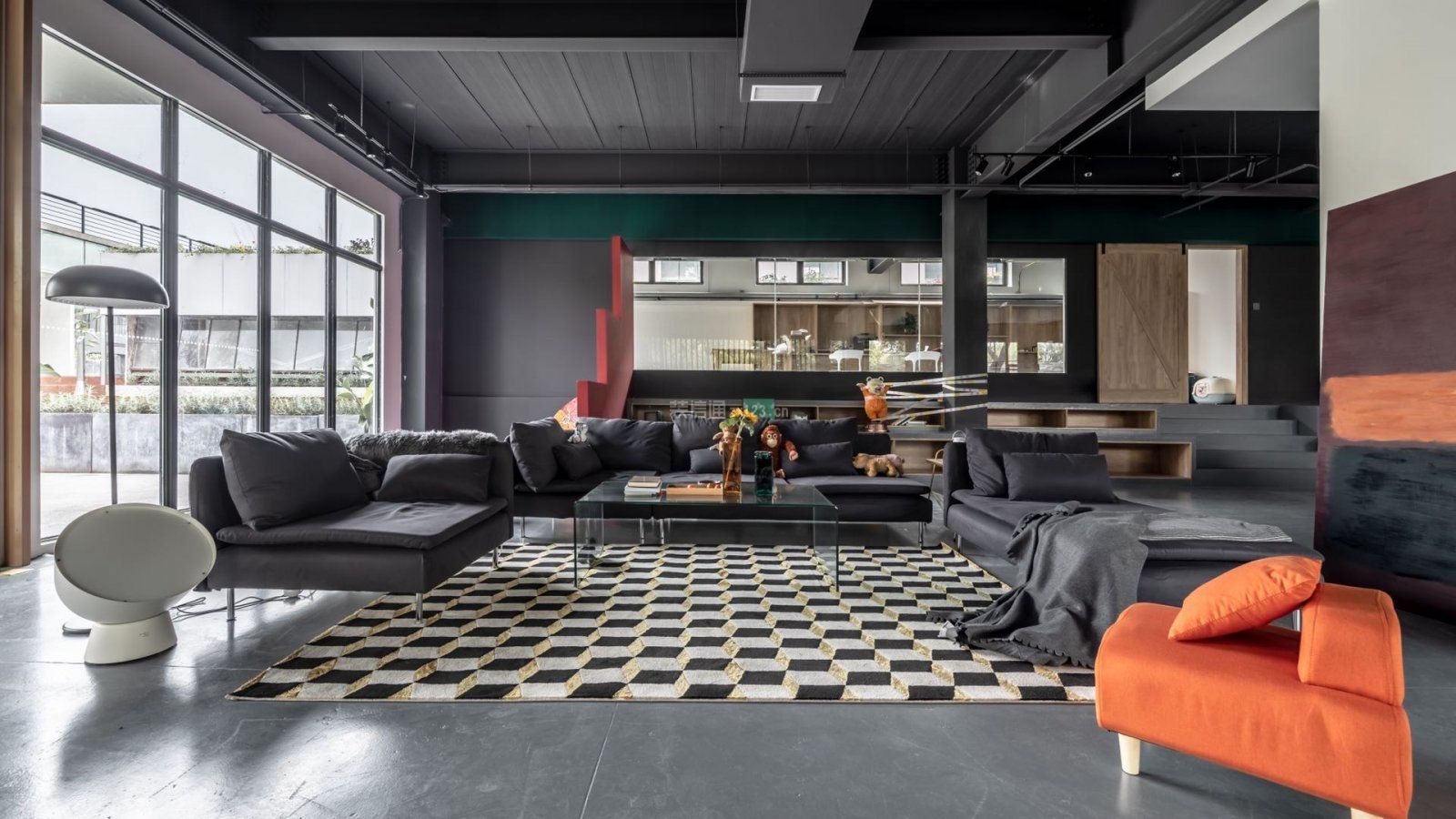 500㎡现代高级灰工业风办公装修案例