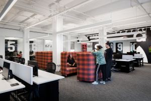 [南京寸界装饰]纽约Adidas办公室空间设计案例