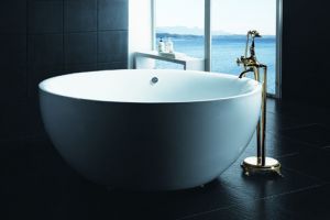 [金典装饰公司]如何挑选陶瓷浴缸 陶瓷浴缸保养有哪些技巧