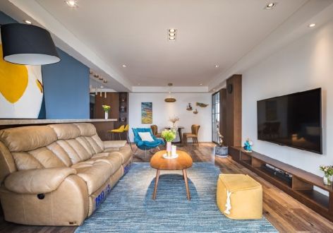 燕平家园现代风格132平米三居室装修案例