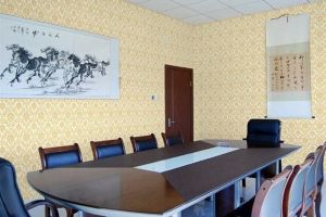 [深圳广深艺装饰]办公室墙纸的挑选方法和安装注意事项