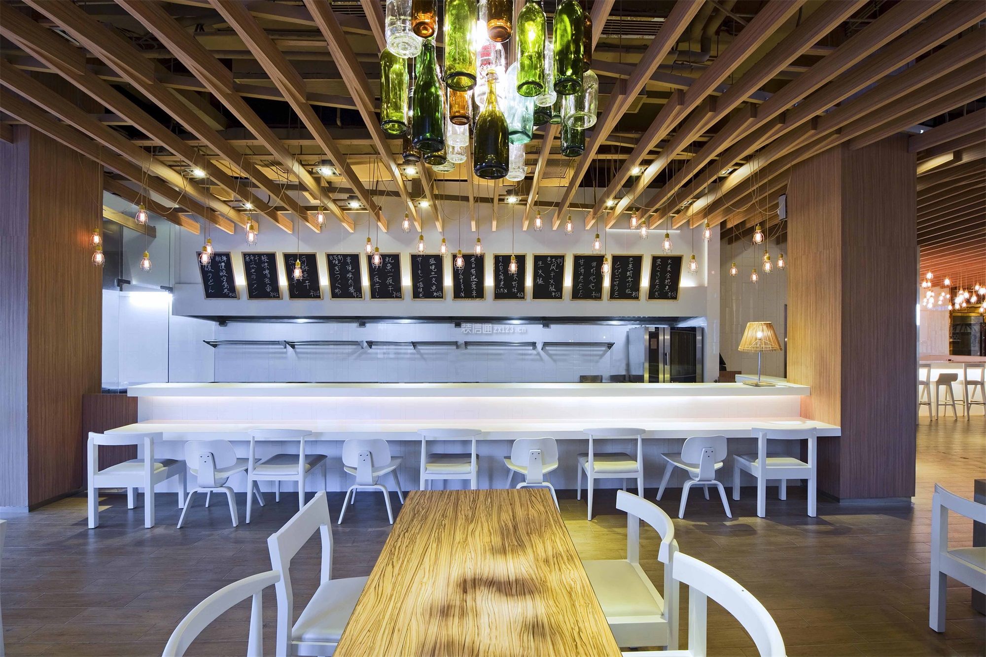 酒吧300㎡日式风格装修案例