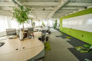 [广州岩林装饰]如何打造一个环保的办公室装修？