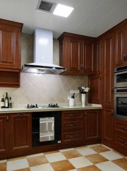 别墅268平美式风格厨房橱柜设计图欣赏