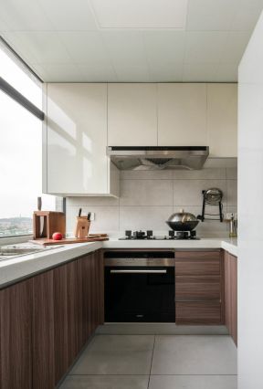 厨房吊柜的颜色图片 现代厨房装饰 现代厨房效果图