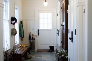 [品峰装饰]免漆门和烤漆门哪个好 免漆门和烤漆门的区别