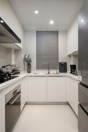 现代厨房装修设计效果图 白色厨房装修 白色厨房装修效果图