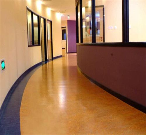 柏联装饰什么是亚麻地板为何幼儿园都青睐于选择亚麻地板