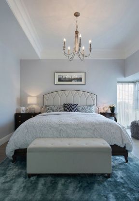 美式风格卧室家具 美式风格卧室装修 美式风格卧室装修图片