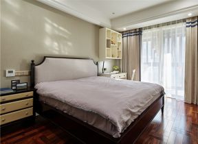 新古典风格卧室实木床装修效果图片