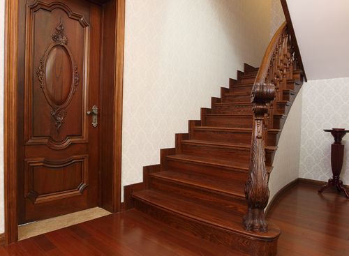 [洛阳家年华装饰公司]楼梯踢脚线安装 楼梯踢脚线作用