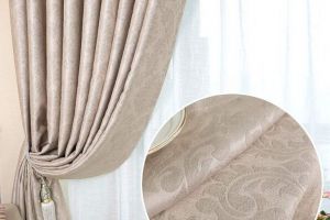 卷窗帘的安装方法
