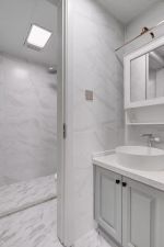 79平二居室美式风格卫生间装修效果图
