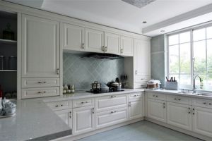 [海口铂特装饰]厨房装修时，瓷砖应该怎么选？