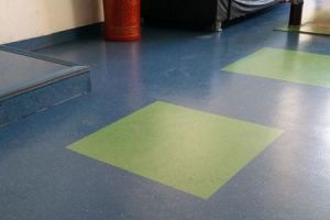 [洛阳华埔装饰公司]橡胶地板是什么 橡胶地板优缺点